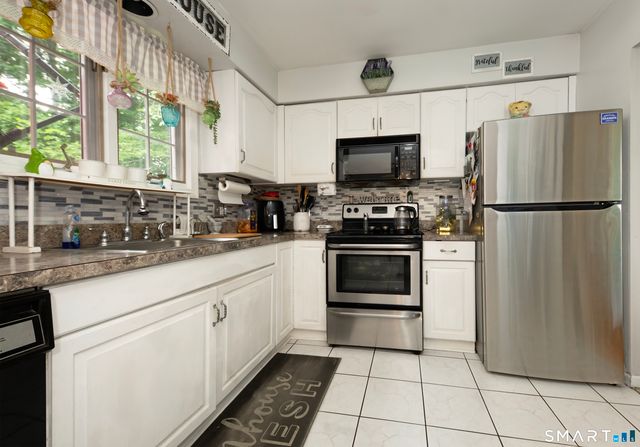 112 Leigh Drive, East Haven, CT 06512