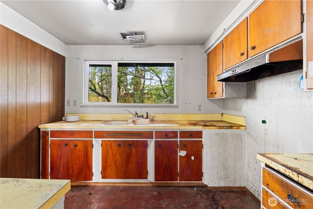 9012 NE 178th Street, Bothell, WA 98011