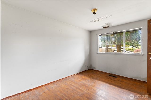 9012 NE 178th Street, Bothell, WA 98011
