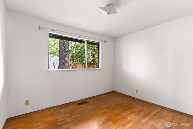 9012 NE 178th Street, Bothell, WA 98011