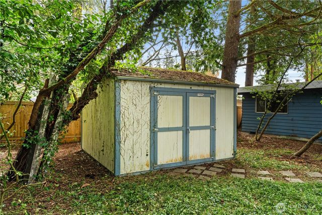9012 NE 178th Street, Bothell, WA 98011