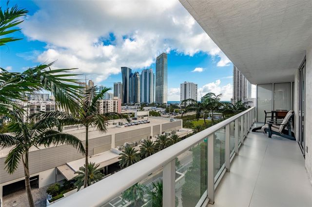 300 Sunny Isles Blvd 4-805, Sunny Isles Beach, FL 33160
