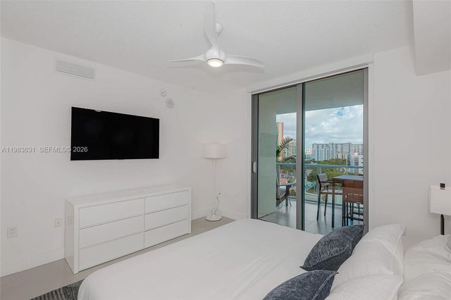 300 Sunny Isles Blvd 4-805, Sunny Isles Beach, FL 33160