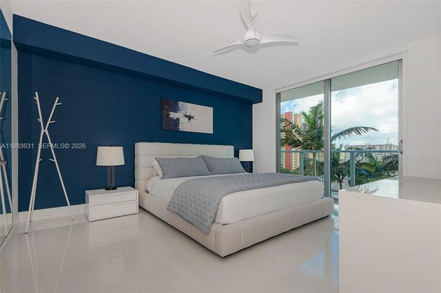 300 Sunny Isles Blvd 4-805, Sunny Isles Beach, FL 33160