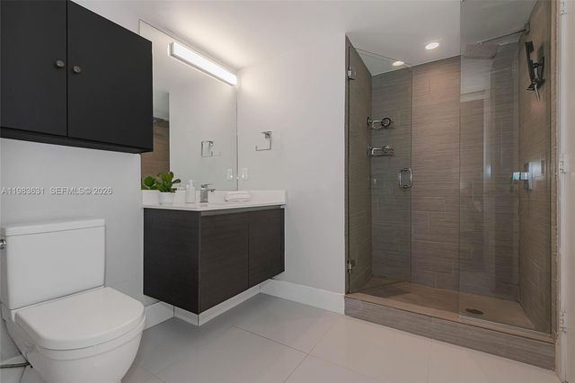 300 Sunny Isles Blvd 4-805, Sunny Isles Beach, FL 33160