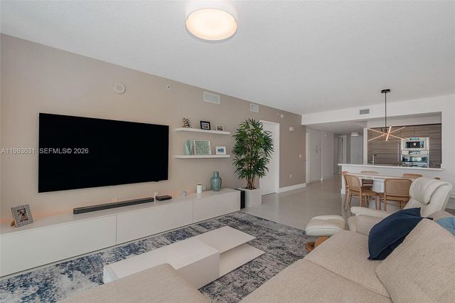 300 Sunny Isles Blvd 4-805, Sunny Isles Beach, FL 33160