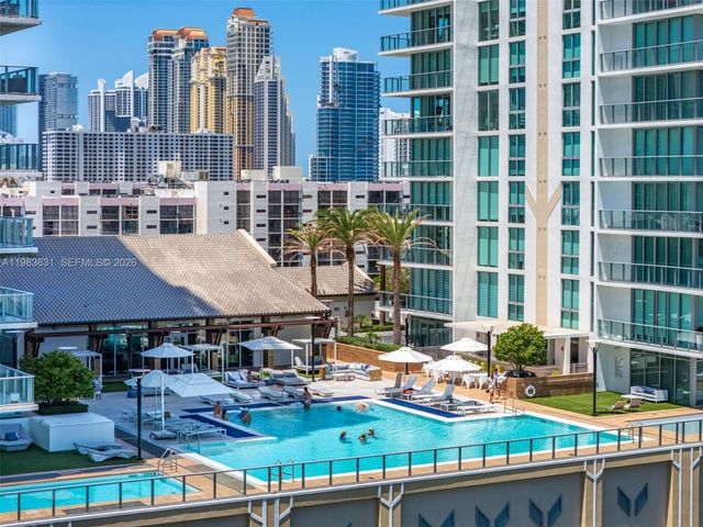 300 Sunny Isles Blvd 4-805, Sunny Isles Beach, FL 33160