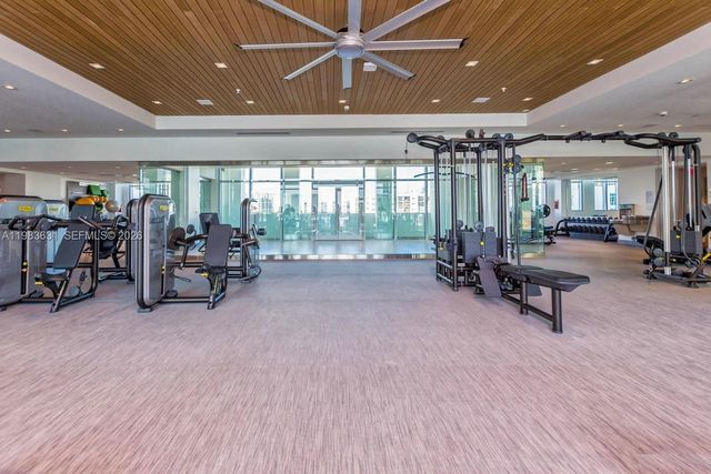 300 Sunny Isles Blvd 4-805, Sunny Isles Beach, FL 33160