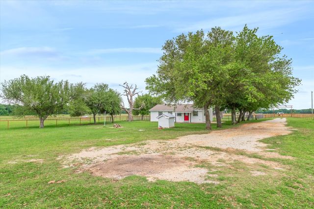 10266 County Road 1200, Athens, TX 75751