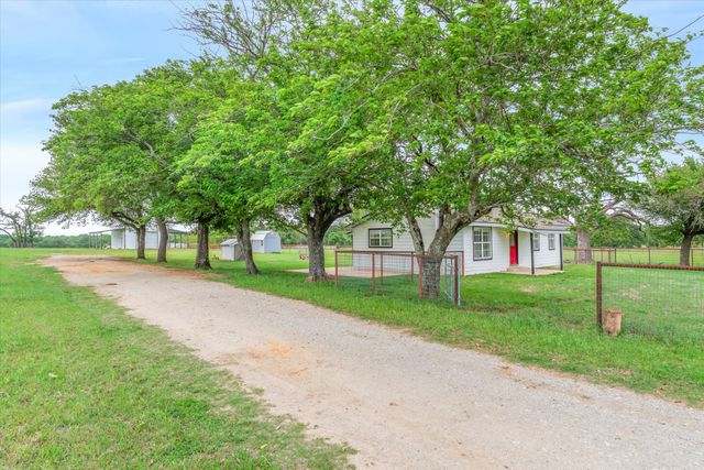 10266 County Road 1200, Athens, TX 75751