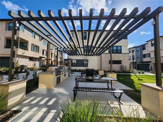 2957 W Lincoln Avenue 3, Anaheim, CA 92801