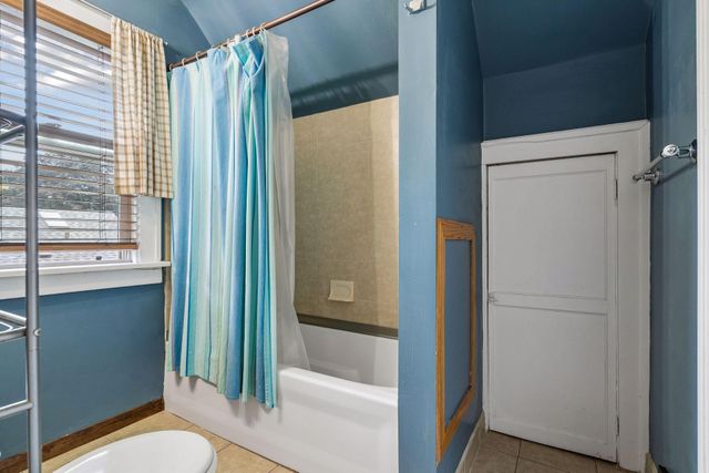 524 Lexington Parkway N, Saint Paul, MN 55104