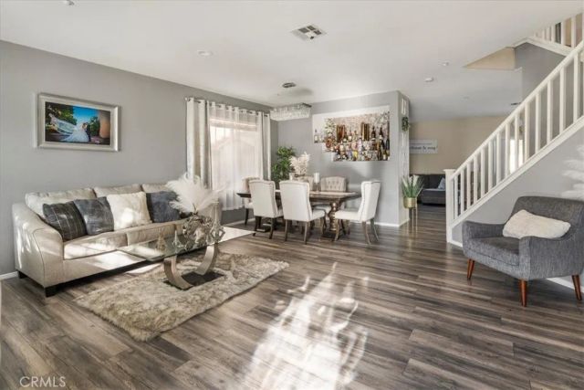 13040 Angeles Trail Way, Sylmar, CA 91342