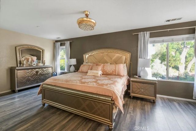 13040 Angeles Trail Way, Sylmar, CA 91342