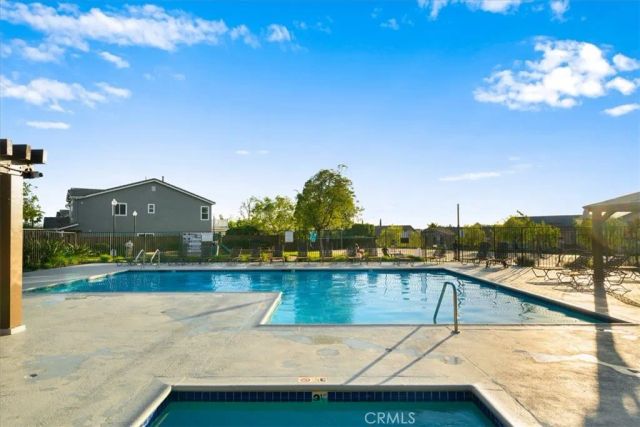 13040 Angeles Trail Way, Sylmar, CA 91342