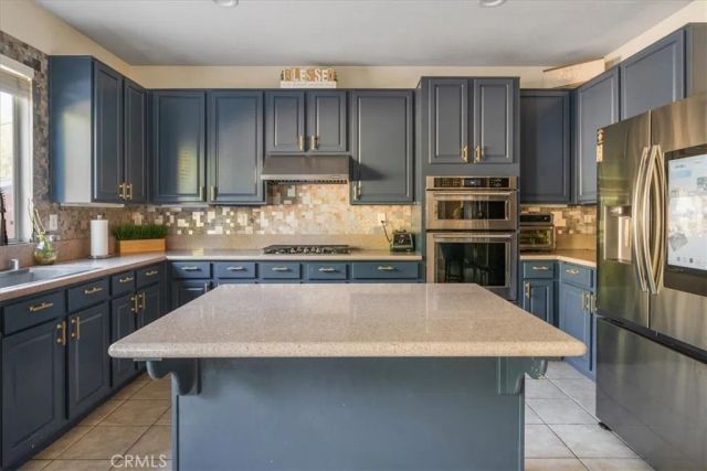 13040 Angeles Trail Way, Sylmar, CA 91342