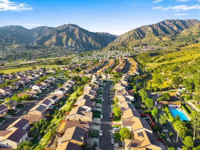 13040 Angeles Trail Way, Sylmar, CA 91342