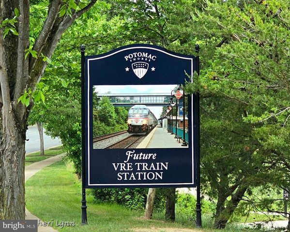 1756 BLUE SPRUCE ST, Dumfries, VA 22026