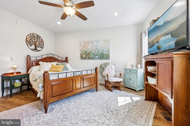 1756 BLUE SPRUCE ST, Dumfries, VA 22026
