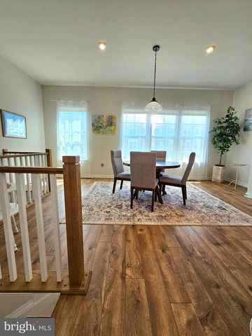 1756 BLUE SPRUCE ST, Dumfries, VA 22026