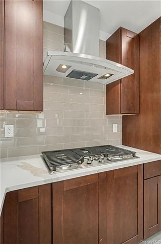 3912 Lyme Avenue, Brooklyn, NY 11224