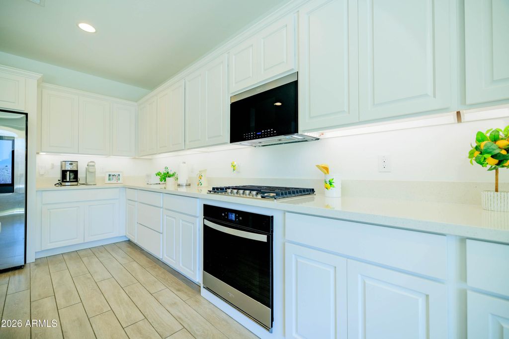 Image 17 of property listing at 21513 E SPARROW Drive, Queen Creek, AZ 85142