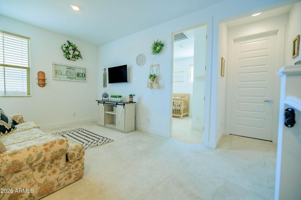 Image 31 of property listing at 21513 E SPARROW Drive, Queen Creek, AZ 85142
