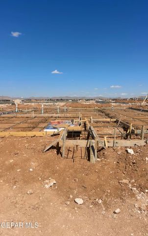 3900 Surmise Street, El Paso, TX 79938