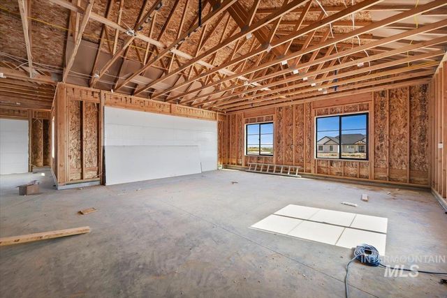 3705 N 2416 E, Filer, ID 83328