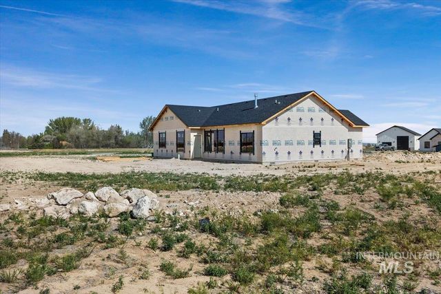 3705 N 2416 E, Filer, ID 83328