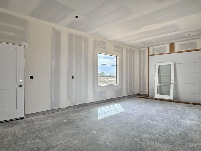 3705 N 2416 E, Filer, ID 83328