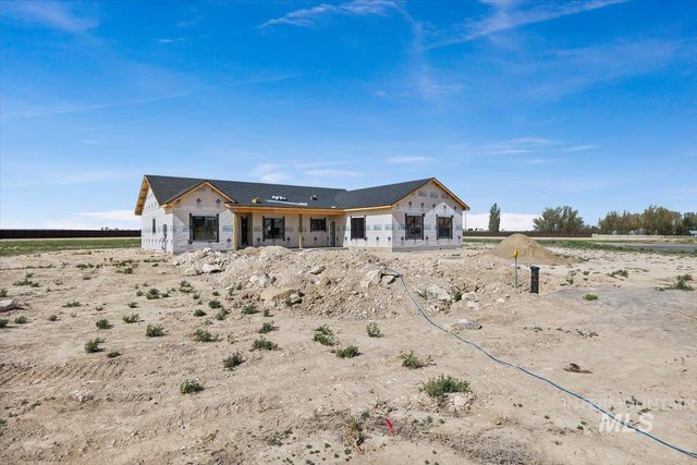 3705 N 2416 E, Filer, ID 83328