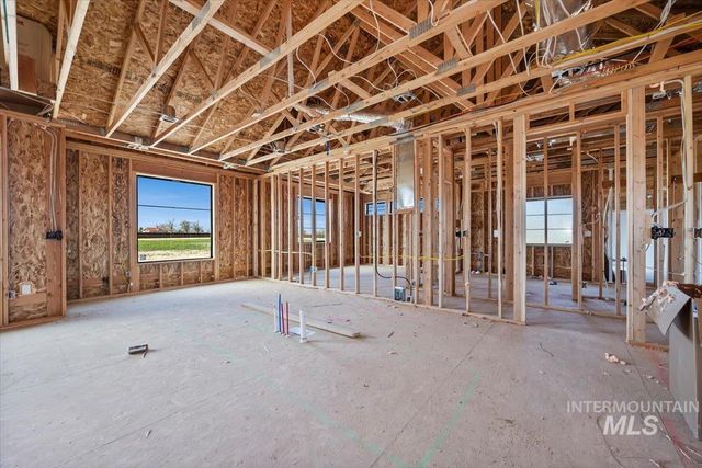 3705 N 2416 E, Filer, ID 83328