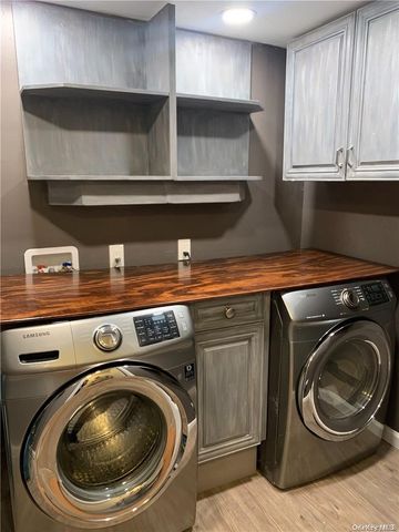 1671 Claas Avenue, Holbrook, NY 11741