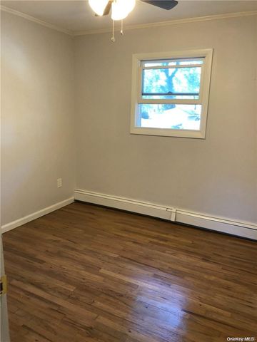 1671 Claas Avenue, Holbrook, NY 11741