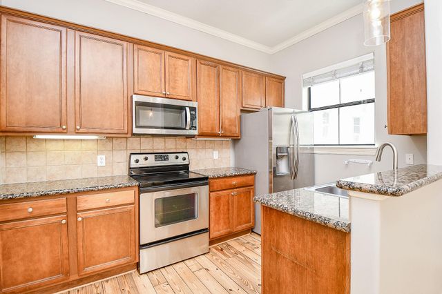 118 Mcgowen Street K, Houston, TX 77006