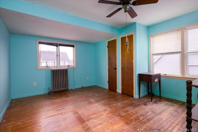 21 Cornell Street, Williston Park, NY 11596