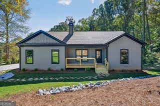 33 Ridge Crest Court, Cleveland, GA 30528