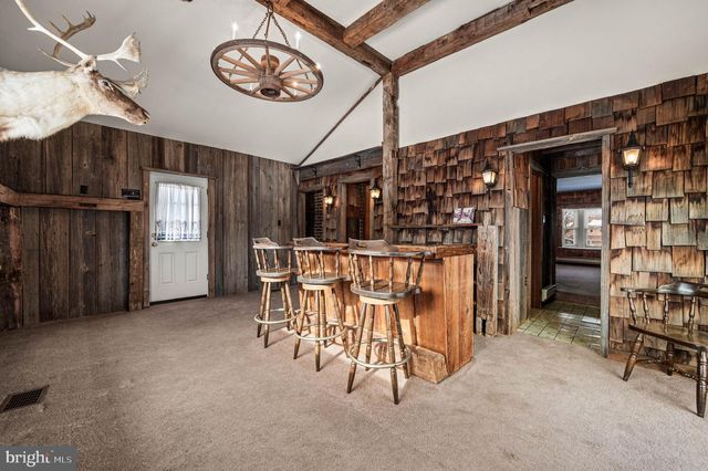 104 S 5 POINTS RD, West Chester, PA 19382