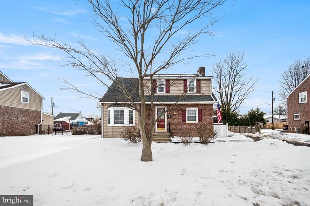 104 S 5 POINTS RD, West Chester, PA 19382