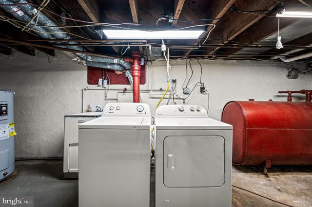 104 S 5 POINTS RD, West Chester, PA 19382