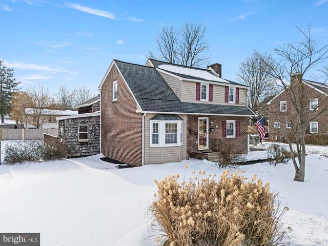 104 S 5 POINTS RD, West Chester, PA 19382