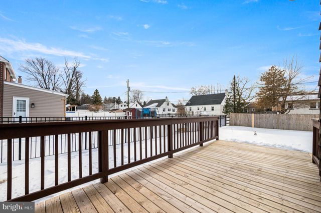 104 S 5 POINTS RD, West Chester, PA 19382