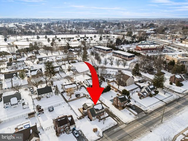 104 S 5 POINTS RD, West Chester, PA 19382