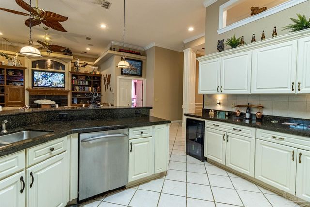 2628 Holley Club Dr, Navarre, FL 32566