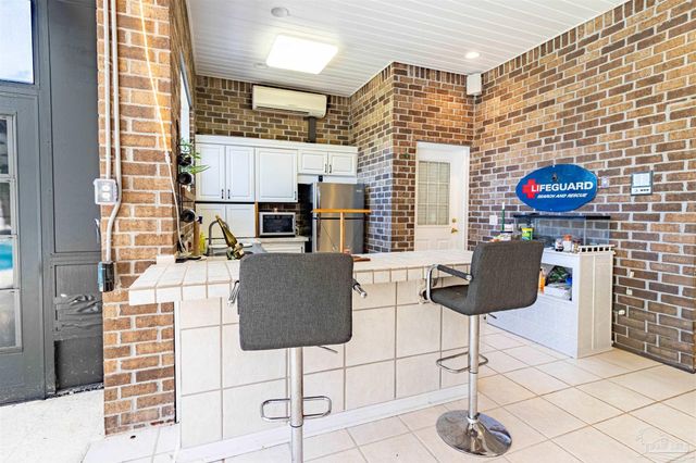 2628 Holley Club Dr, Navarre, FL 32566