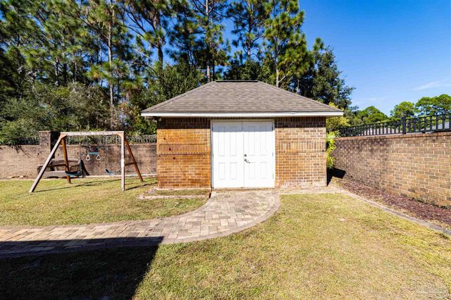 2628 Holley Club Dr, Navarre, FL 32566