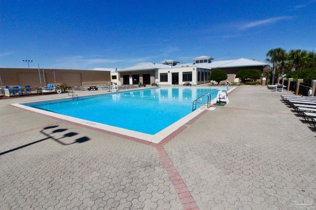 2628 Holley Club Dr, Navarre, FL 32566