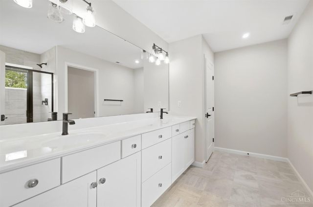 5785 Turning Leaf Way, Hamilton Twp, OH 45039