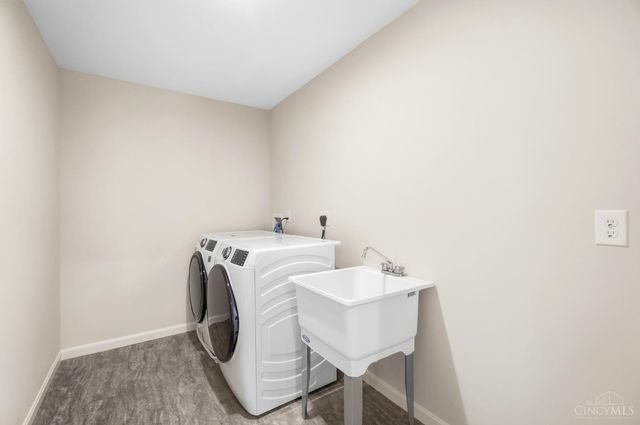 5785 Turning Leaf Way, Hamilton Twp, OH 45039